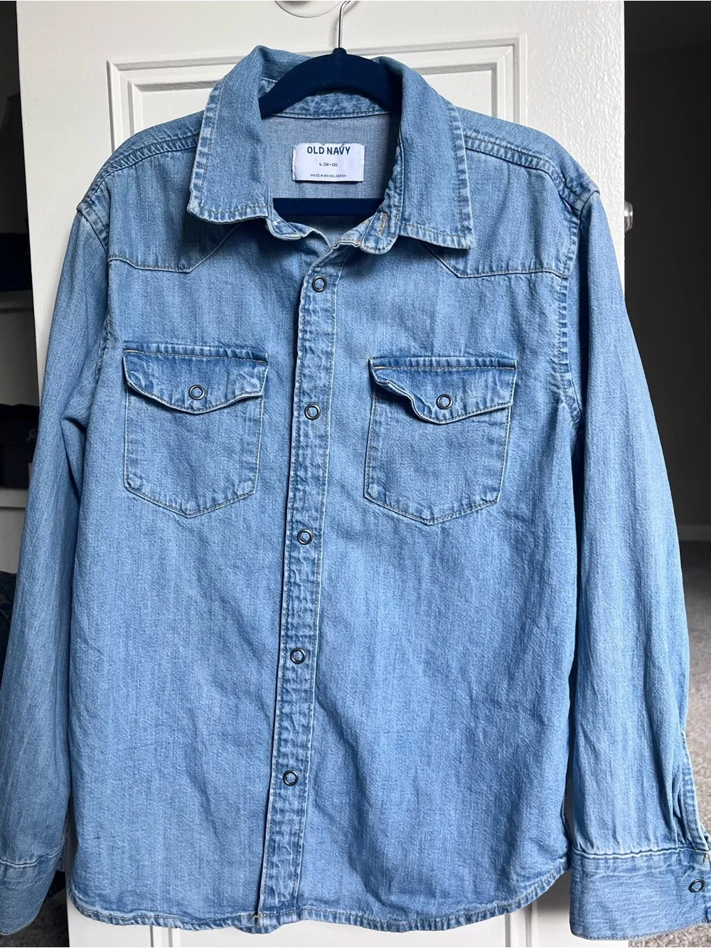 Old Navy boys Light Blue Denim Shirt Jacket